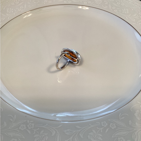 Sterling Silver Amber Ring - Picture 4 of 6